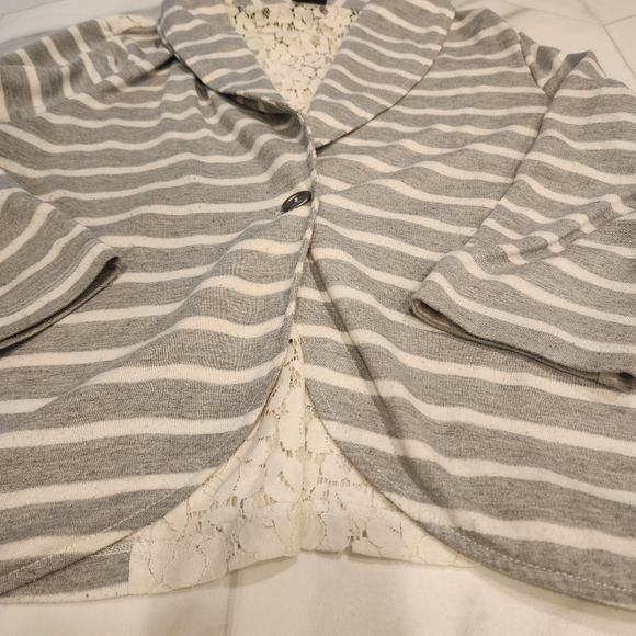 Womens Vanity size Medium,  gray white stripe blazer jacket with lace back. - Picture 3 of 5